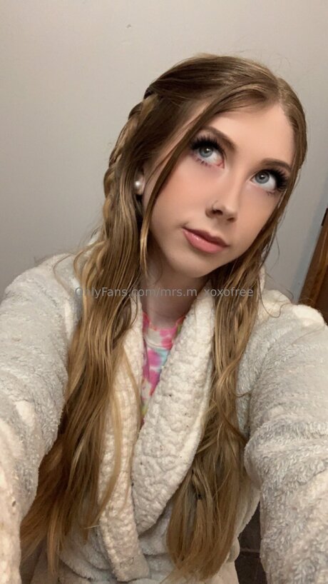 Mrs M Xoxofree model porno galerie