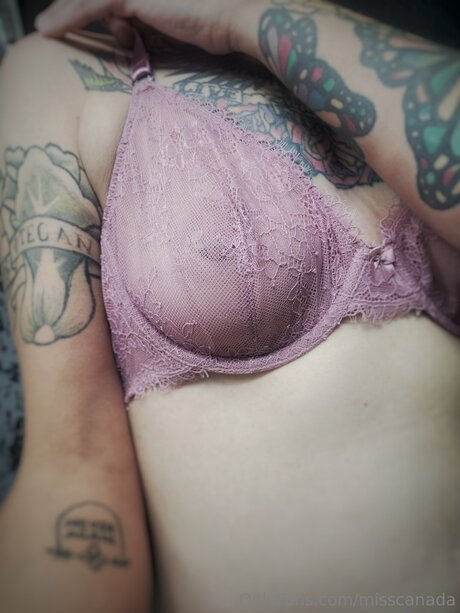 mollige emo-onlyfans erwachsene nackt foto