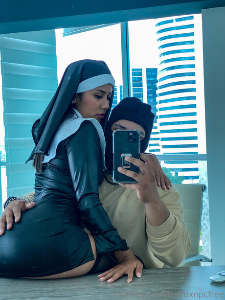 Thefoxnpcfree kunst porno archiv