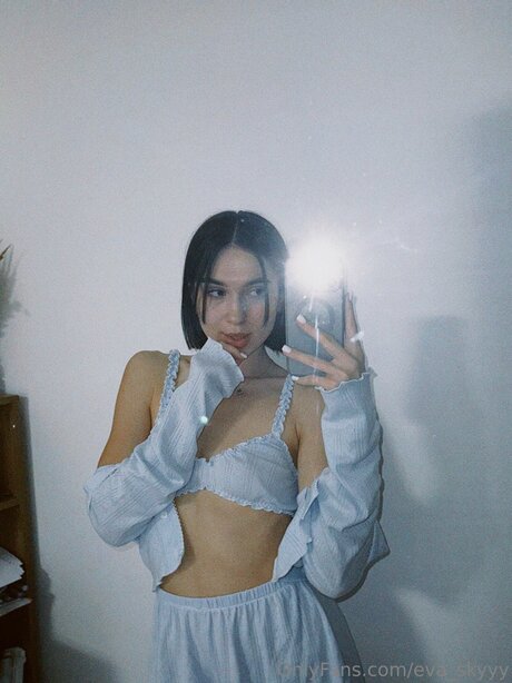 Eva Skyyy exklusive sex foto