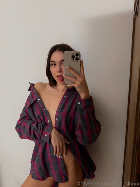 Eva Skyyy porno erwachsene galerien