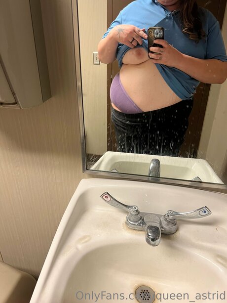 große titten bikini onlyfans sexy perfekte bilder