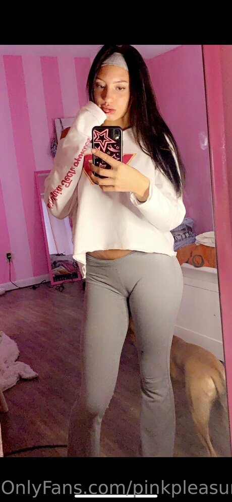 Pinkpleasuree model pornografische foto