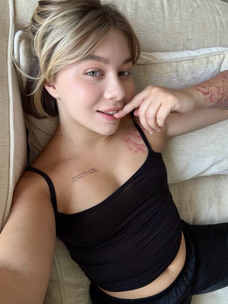 Ivyyxcutie schöne akt bilder