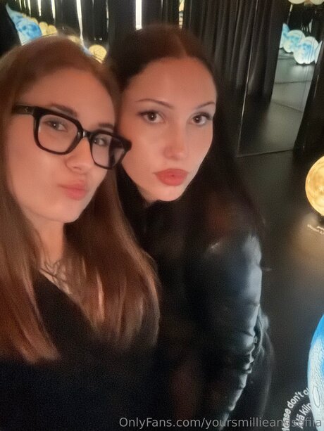 Yoursmillieandsofiia beste pornographische bilder
