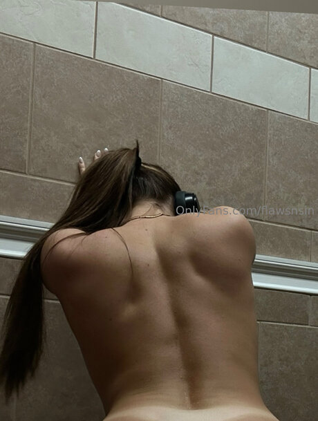 gummi-onlyfans nacktheit erotische bilder