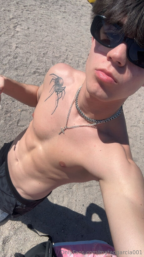 strandblondine onlyfans freie exklusive bild