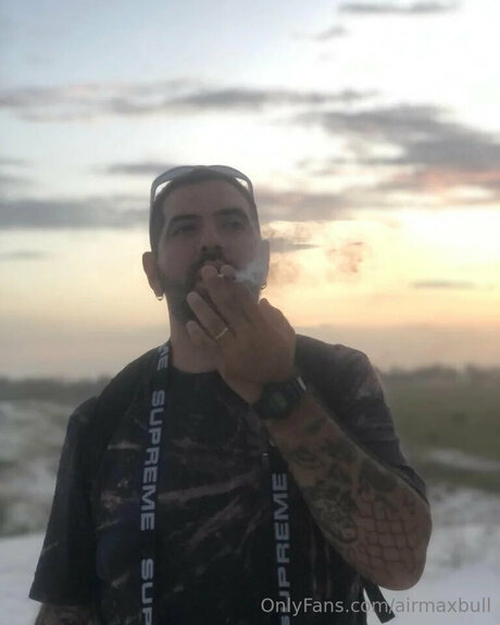 Airmaxbull pornostar nackte bilder