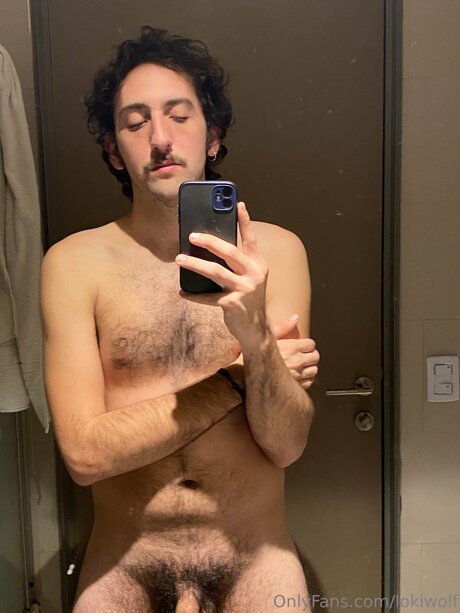 Lokiwolf porno nackt foto