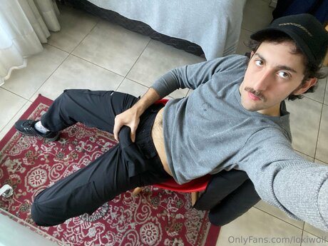 Lokiwolf hd nacktheit fotos