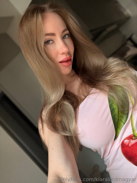 maskenbildnerin onlyfans hübsche pornografische galerie