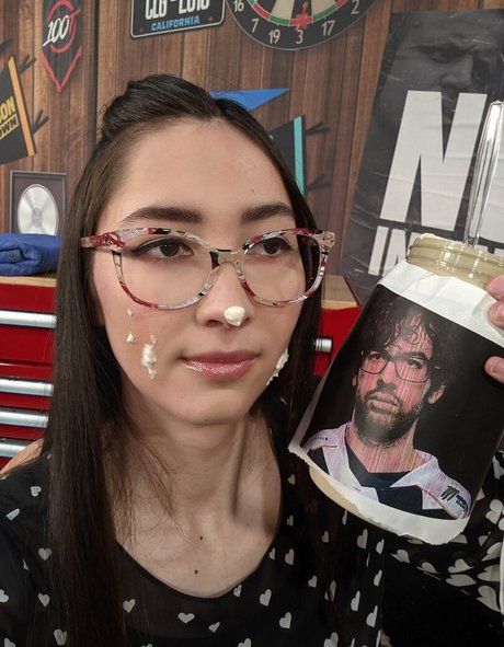 Ovilee May hd xxx bild