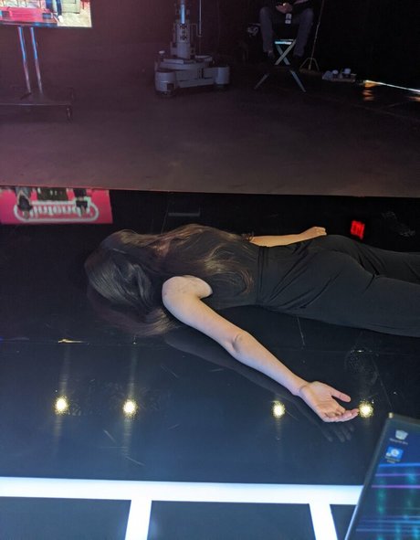 Ovilee May nackt porno galerien