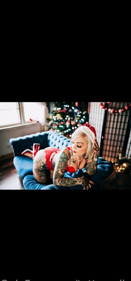 tattooedbarbie86 Fotoaufnahmen
