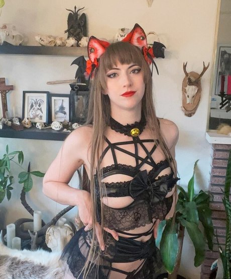 Lil Lilith schauspielerin kunst foto