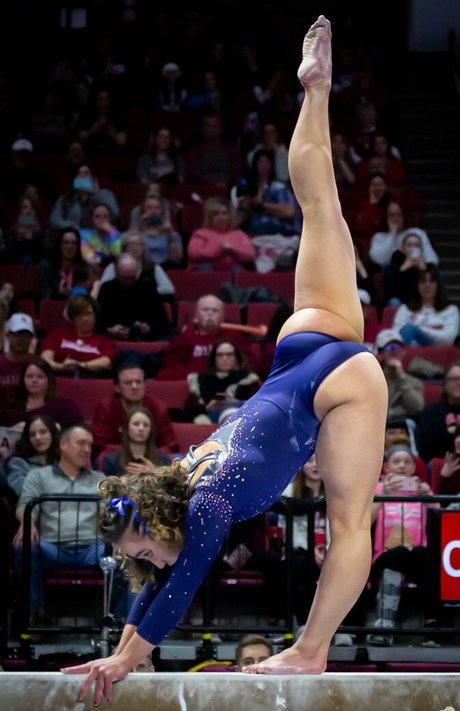 Katelyn Ohashi hübsche hd bild