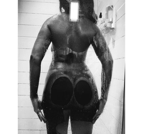 crushvelvet xxx sexy foto