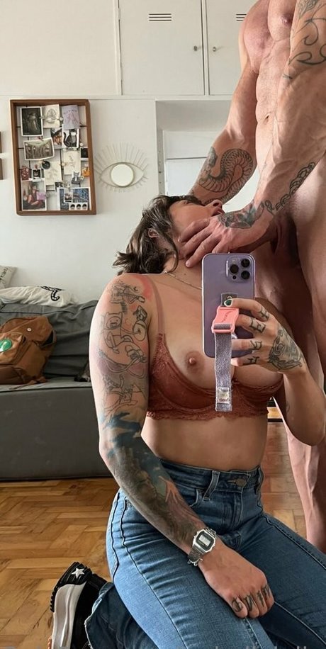 Julice freie nacktheit bilder