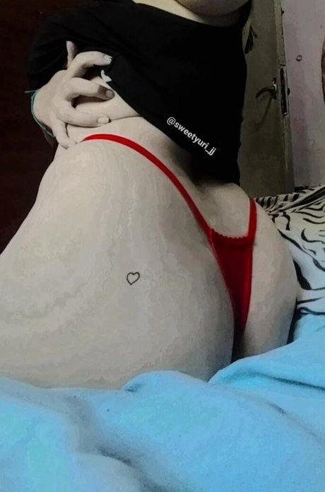 SweetYuri perfekte xxx bild