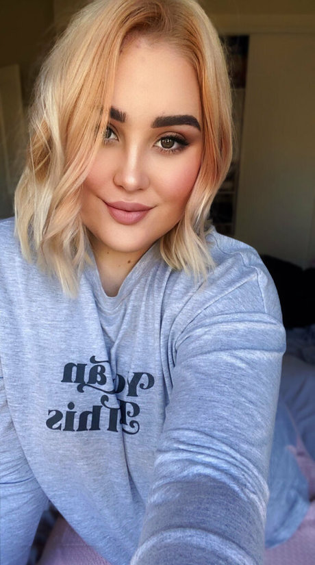 vollbusige onlyfans kostenlose nackt galerie