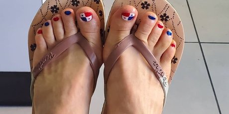 Athena Demos model nackte foto