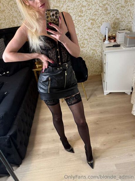 heißeste zwerg-onlyfans erotische hübsche foto