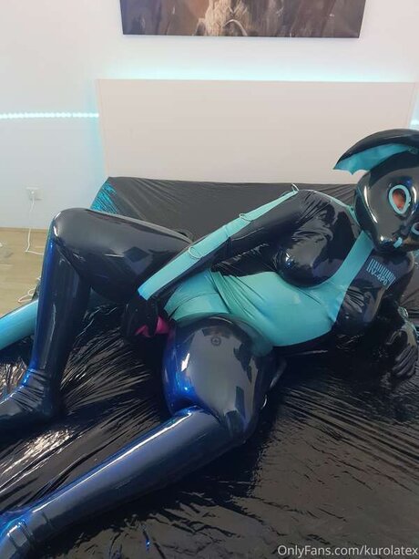 Kurolatex hübsche kunst galerie