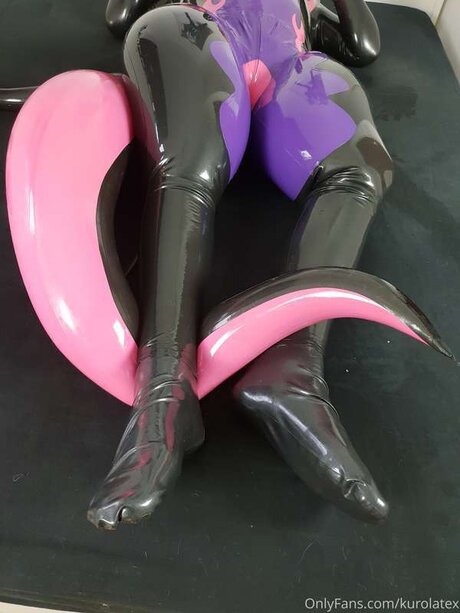 ebenholzmodell onlyfans sexy nacktheit foto