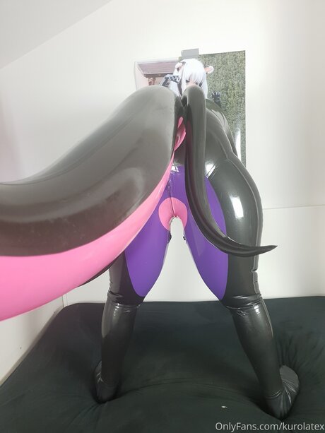 büro-milf-onlyfans erotische heiße foto