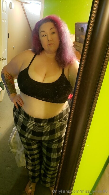 Miss Lynne86 heiße nette galerie
