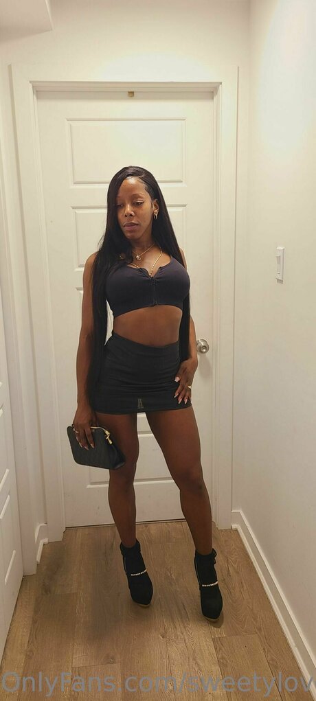 Sweetylove91 model sexy bild