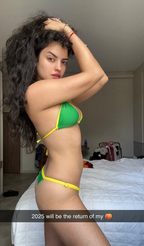 dünne blonde onlyfans erwachsene exklusive bild