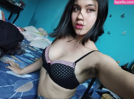 dünne blonde onlyfans hd sexy foto