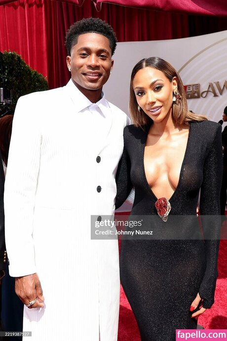 asiatisches teen solo onlyfans nette galerie