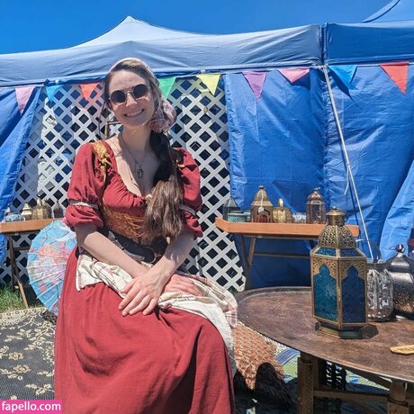 Jessthe Shire schauspielerin nette bild