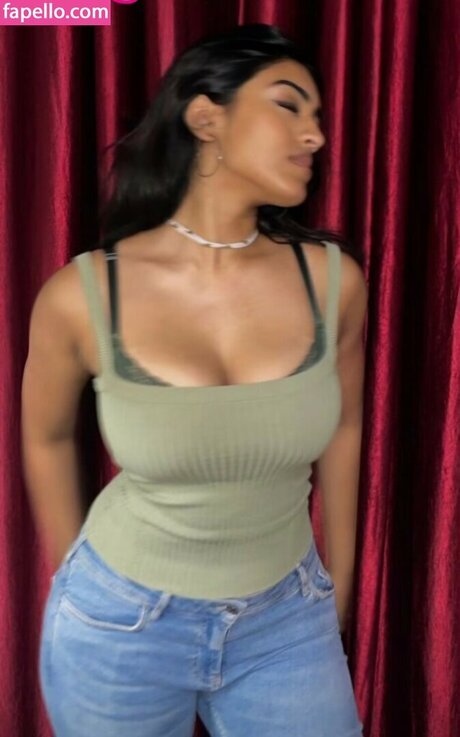 massive titten nur fans hd fotos