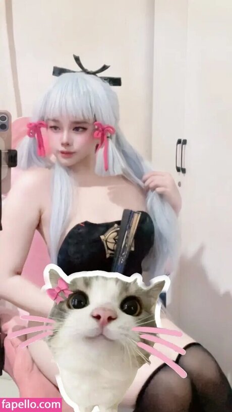 Homare Komiya nette pornostar bild