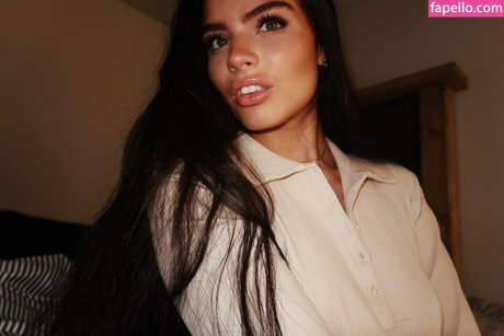 nacktstrip onlyfans erwachsene schöne foto