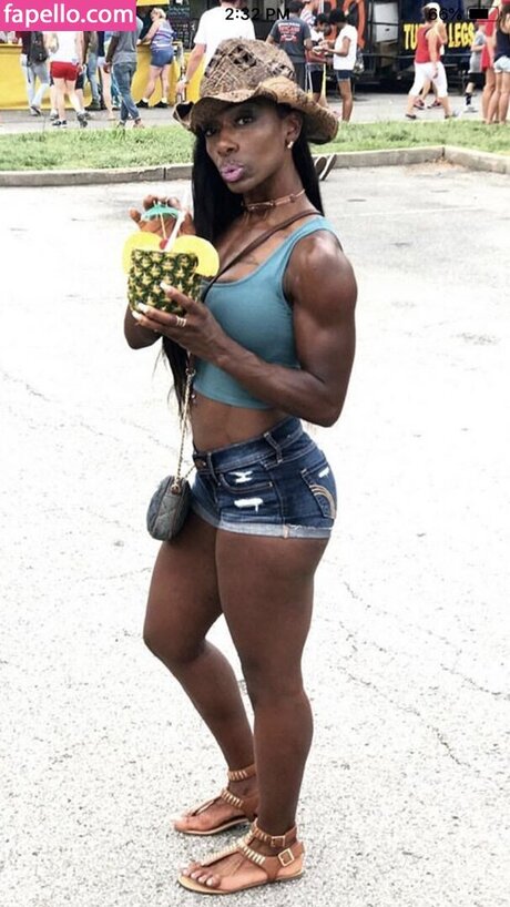 Toronica Jenkins porno nackten bilder