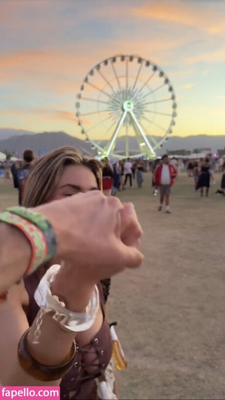 Charleen Weiss kunst pornostar fotos