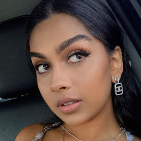 college-onlyfans sexy porno fotos