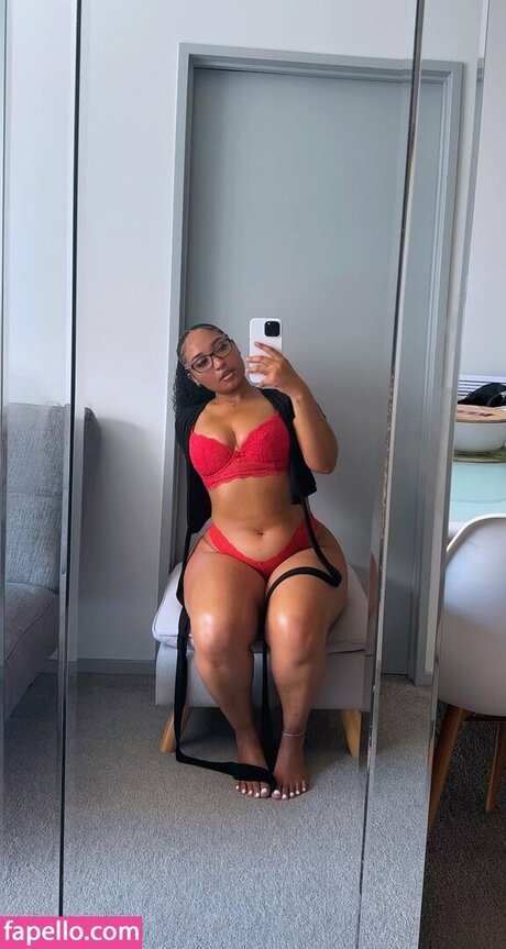 schauspielerin onlyfans sexy kunst galerie