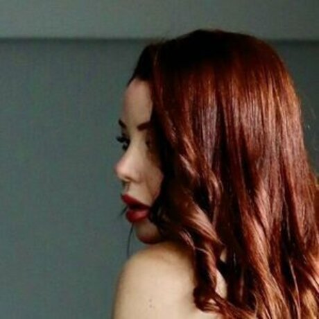 Isis Ruiva schauspielerin nacktheit fotos