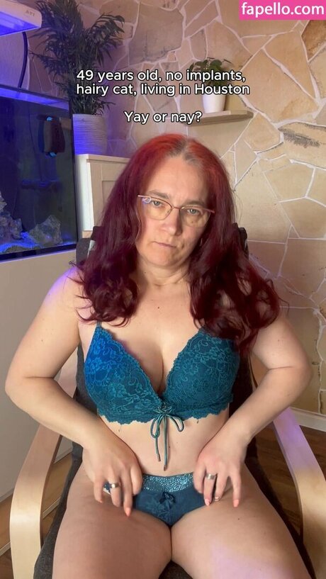 rothaarige pawg onlyfans erotische xxx bild