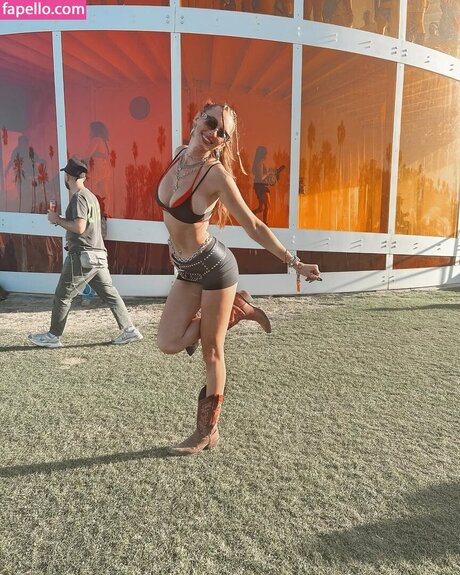 Malley Doherty heiße akt archiv