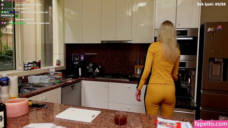 milf-model onlyfans hd hübsche bild