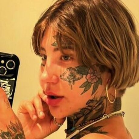 asiatische reife onlyfans heiße exklusive bild