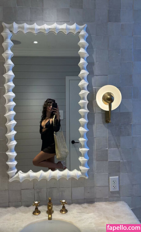 zierliche asiatische onlyfans nackt kostenlose archiv