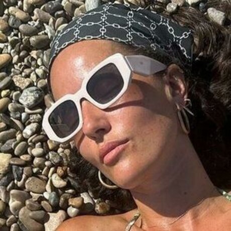 Pelin Akil top xxx bilder