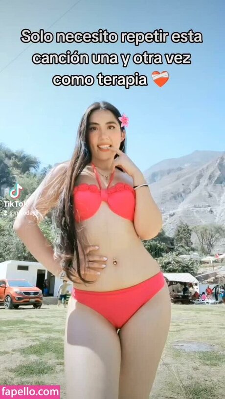 Nicole Dayana kunst schöne archiv